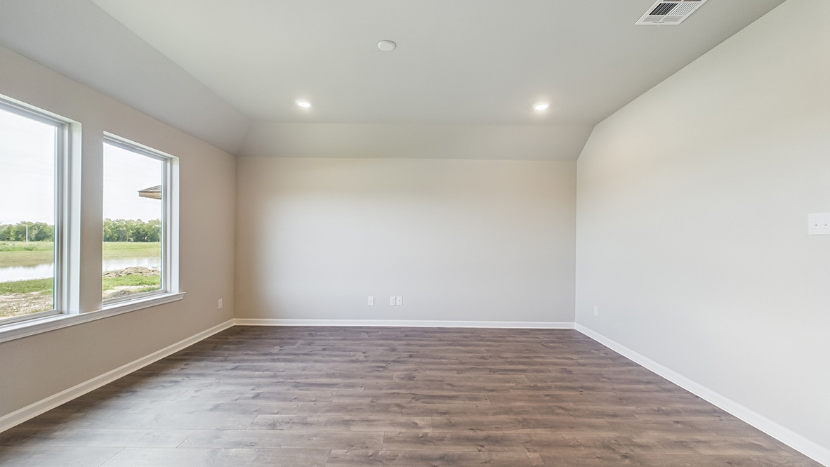 Welcome to the 3 bed 2 bath Denton in Picard Farms