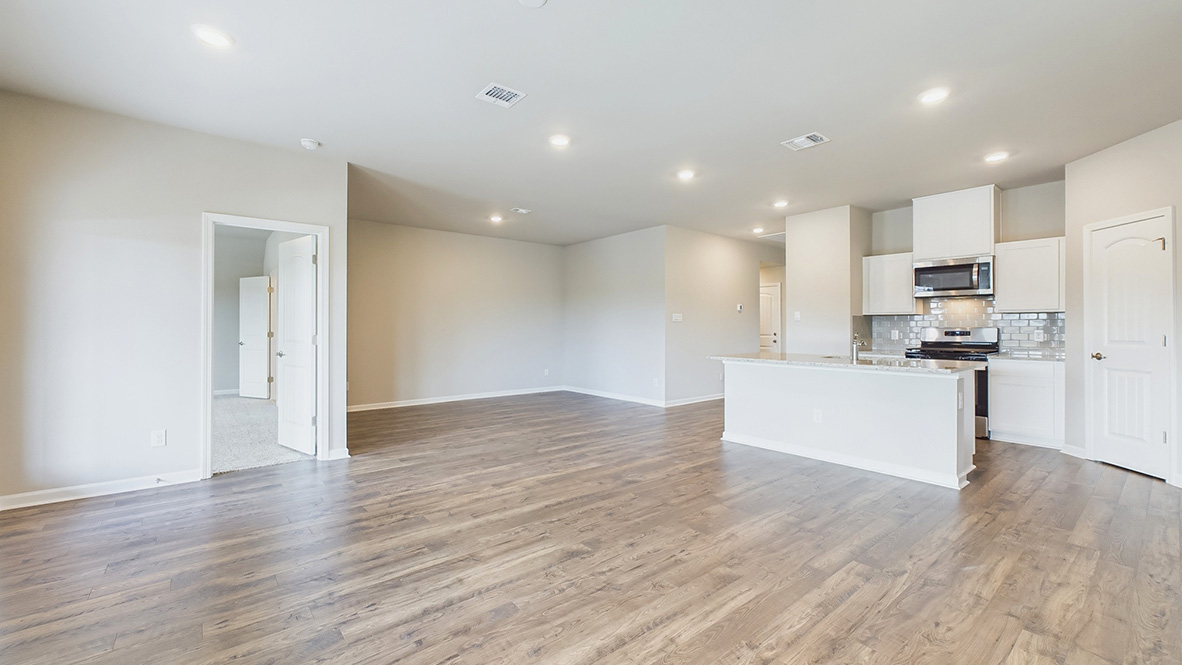 Tour the 4 bed 2 bath Justin in Picard Farms new home community in Maurice, LA