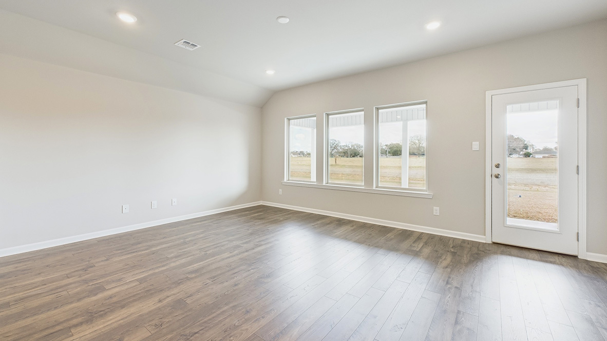 Tour the 4 bed 2 bath Justin in Picard Farms new home community in Maurice, LA