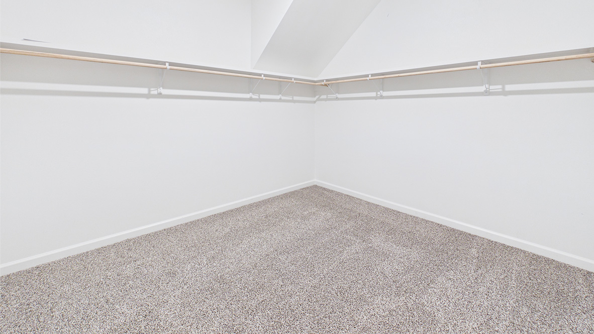 Welcome to 100 Esson Drive in Maurice, LA