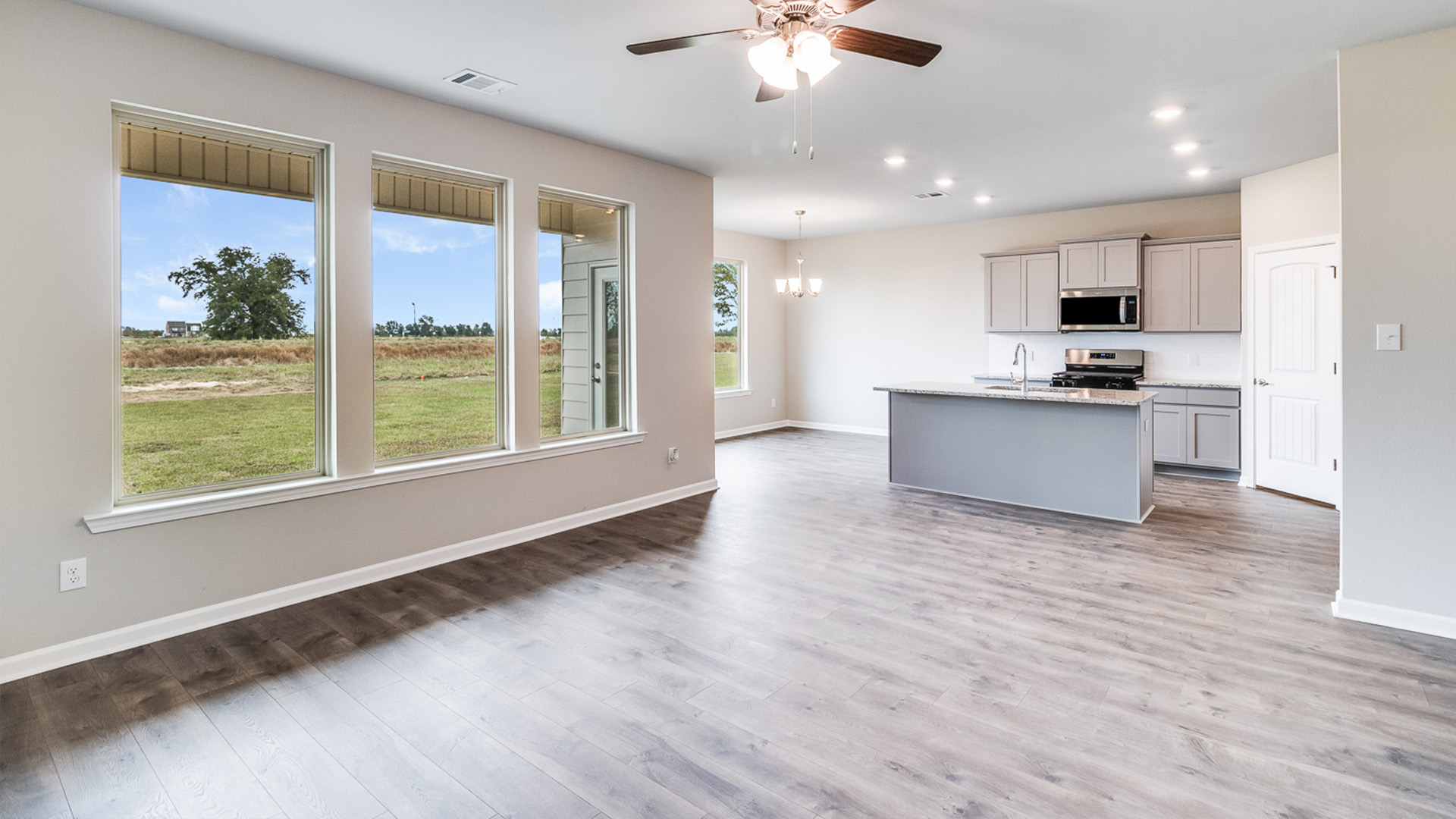 Tour the Vidalia plan in Ridge at Morganfield in Lake Charles, LA