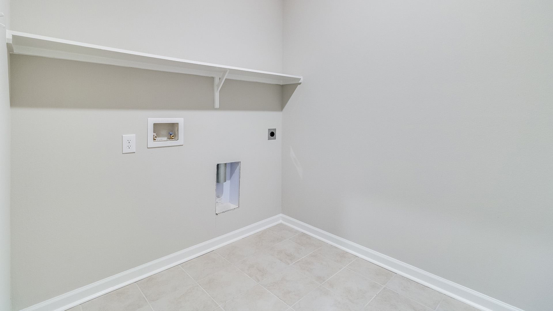 Welcome to 4677 East Ridge Road