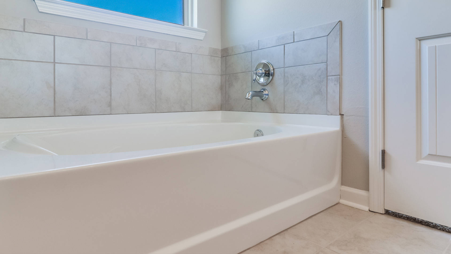 Welcome to 4693 East Ridge Road in Lake Charles, LA