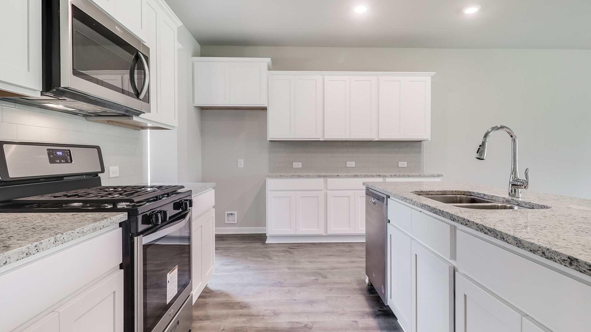 Welcome to 4654 East Ridge Road in Lake Charles, LA