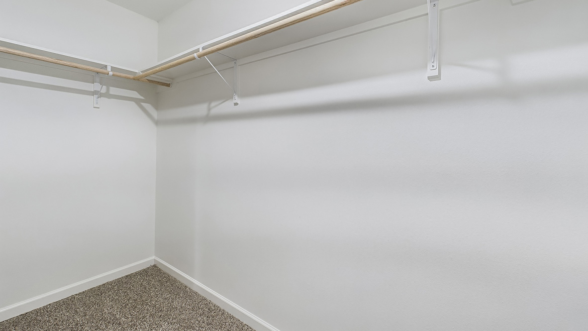 Welcome to the Bellvue in Coteau Ridge. 3 bed 2 bath