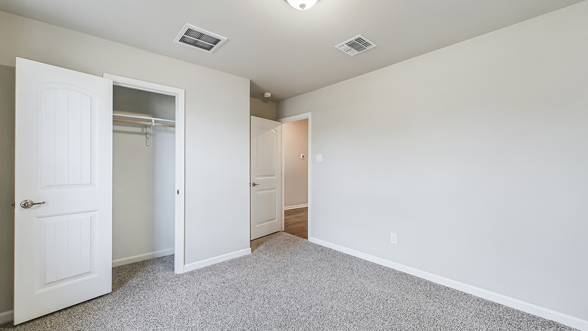 Welcome to the Cali plan in Coteau Ridge new home community