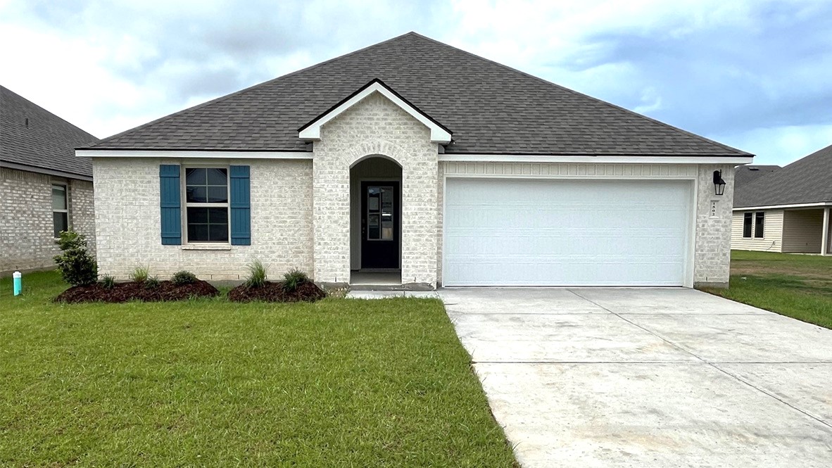 1502 Colonel Ridge exterior