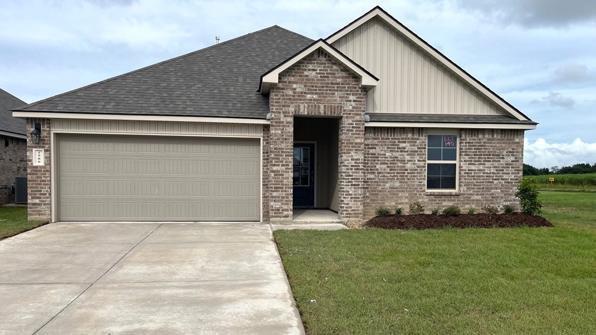 1506 Ashland Ridge