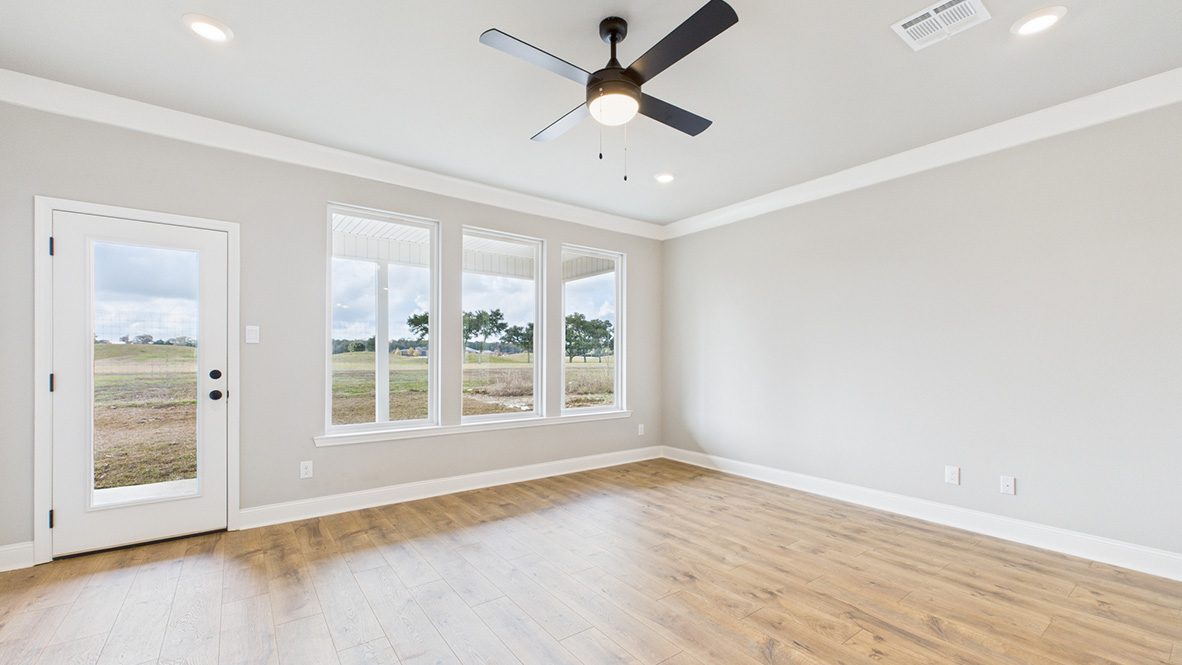 Welcome to the Emeline in Belle View