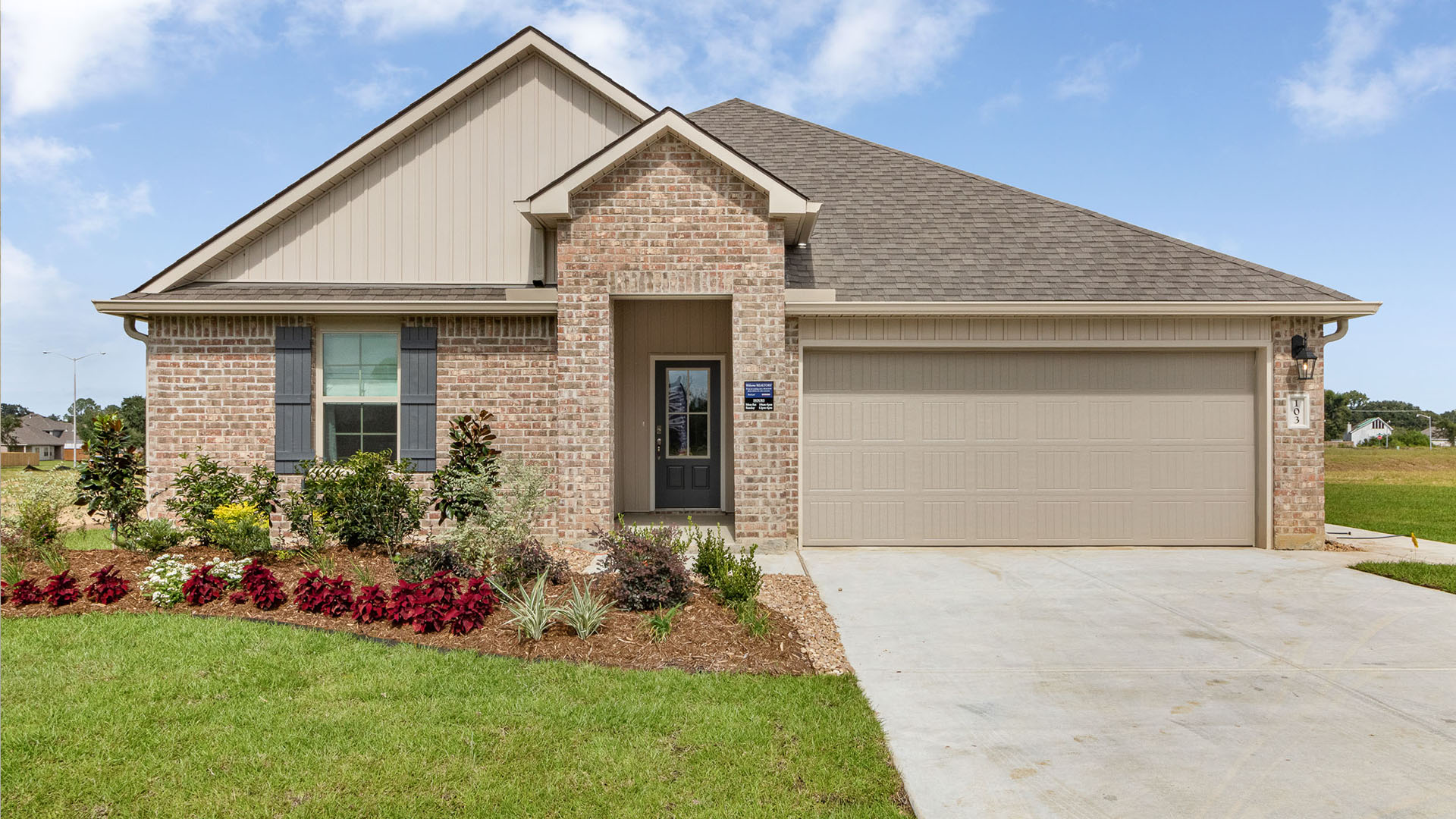 New Homes in Cedar Creek Lafayette, LA D.R. Horton