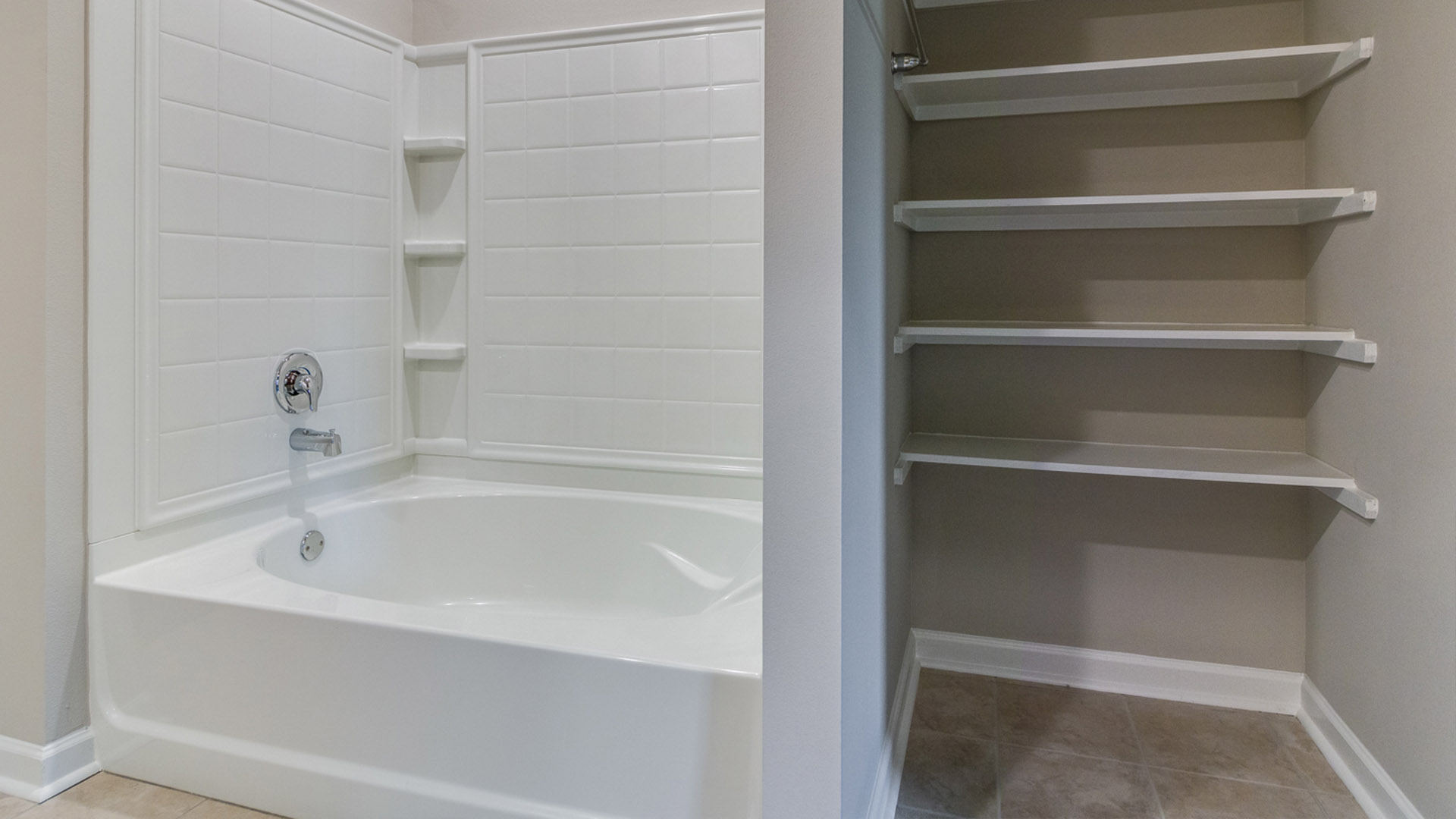 The 2-story 5-bedroom Rosemont is located in Lafayette_LA_Cedar_Creek