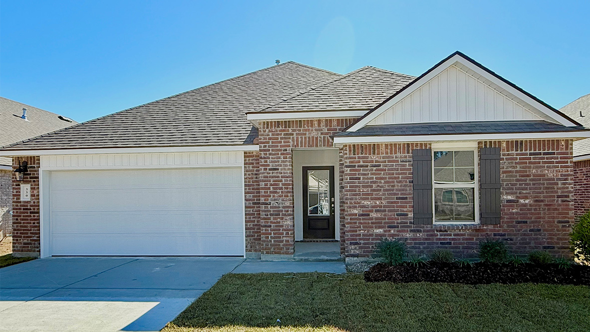 330 White Pine Drive, Lafayette, LA, Cedar Creek By D.R. Horton one-story, two car garage, grass front yard