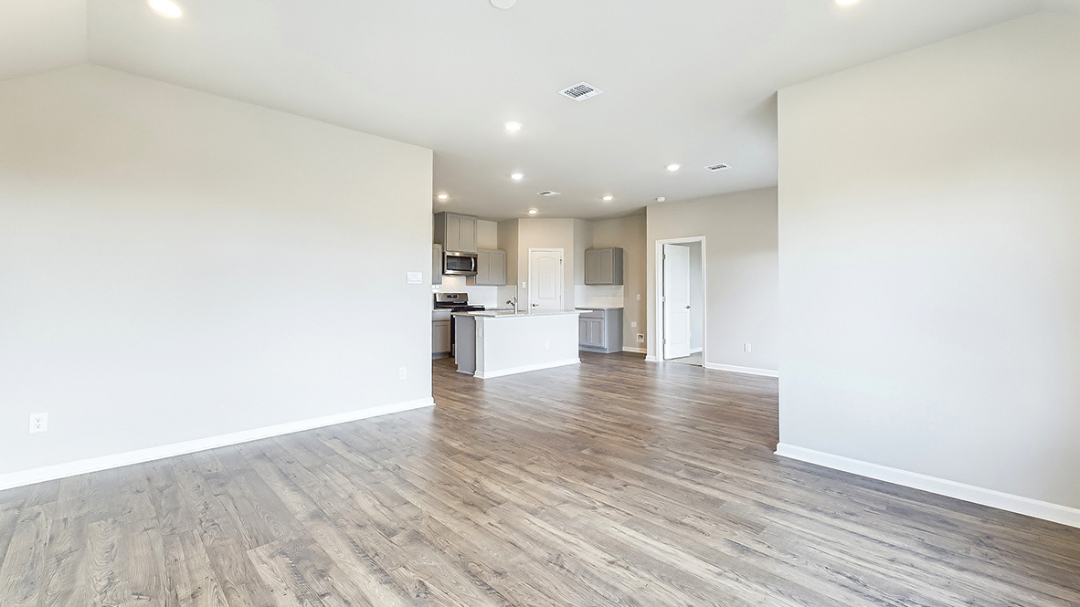 The Denton plan is located in Grand Oaks new home community in Lafayette, LA