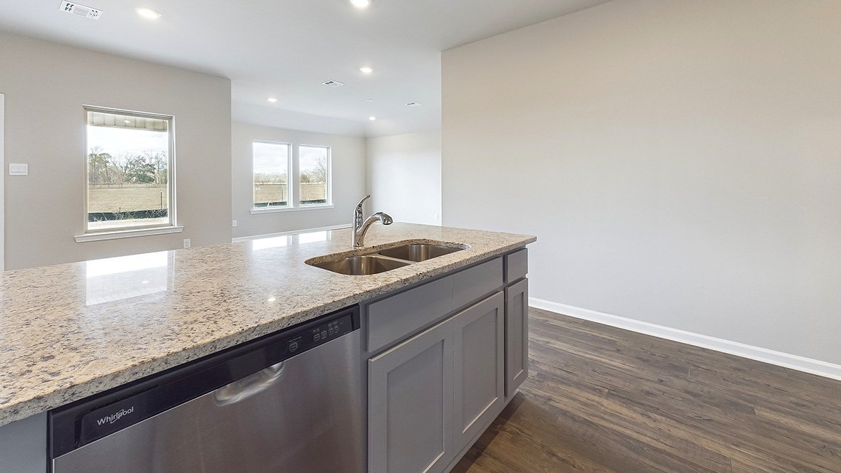 The Denton plan is located in Grand Oaks new home community in Lafayette, LA