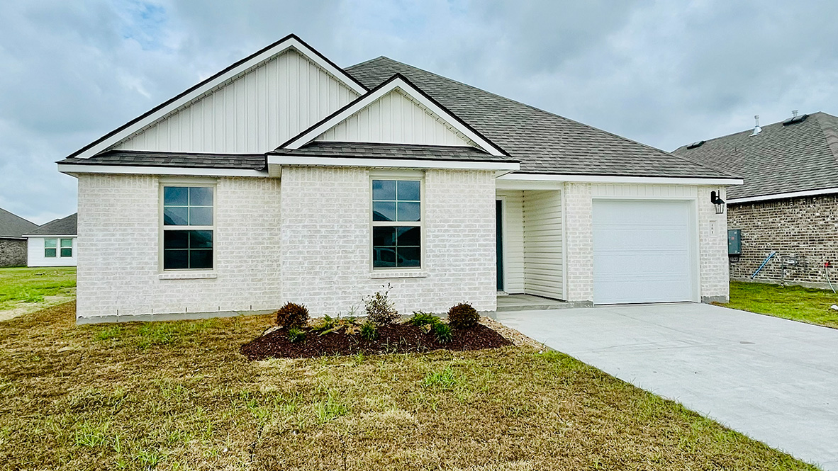 Welcome to 151 Grazin Court in Duson, LA