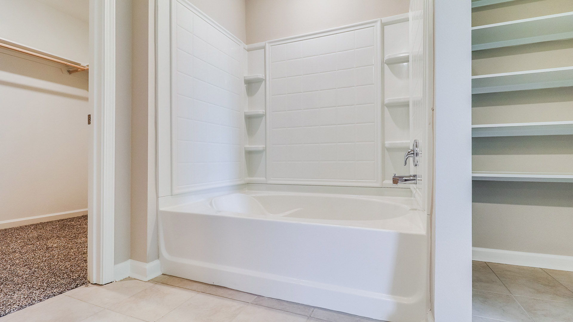 Welcome to 114 Ivywood Court in Duson, LA