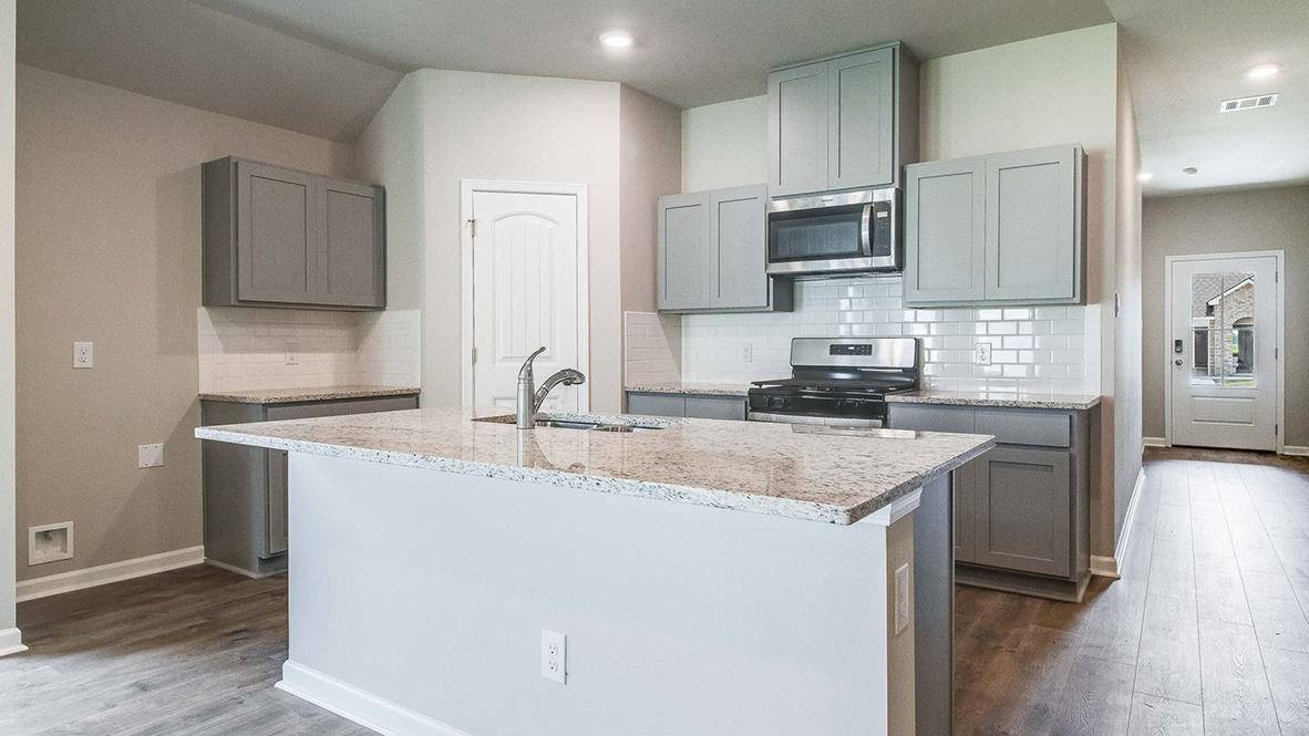 Welcome to 137 Ivywood Court in Duson, LA