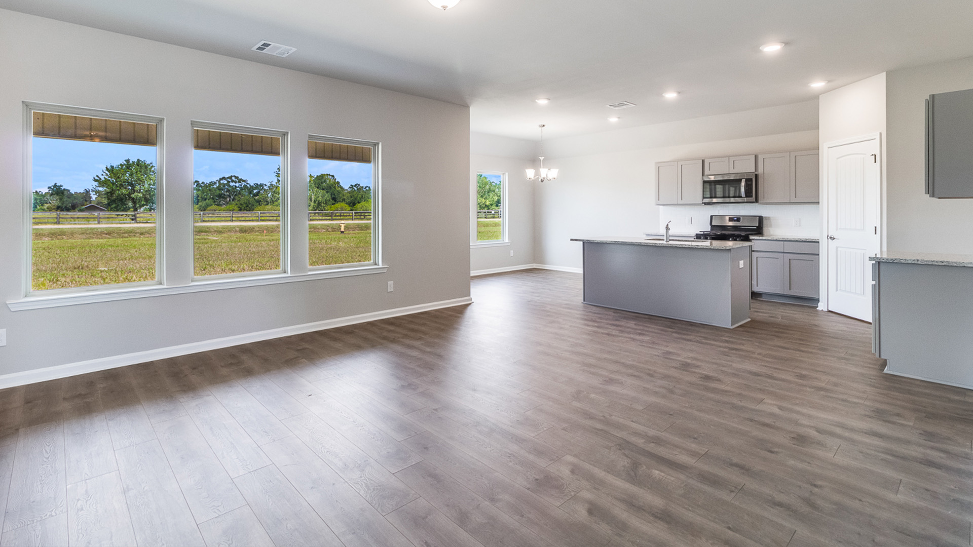 Welcome to the Emerson in Breaux Bridge, LA