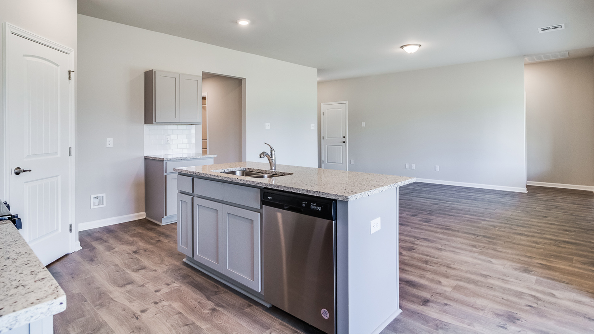 Welcome to the Emerson in Parc Ridge