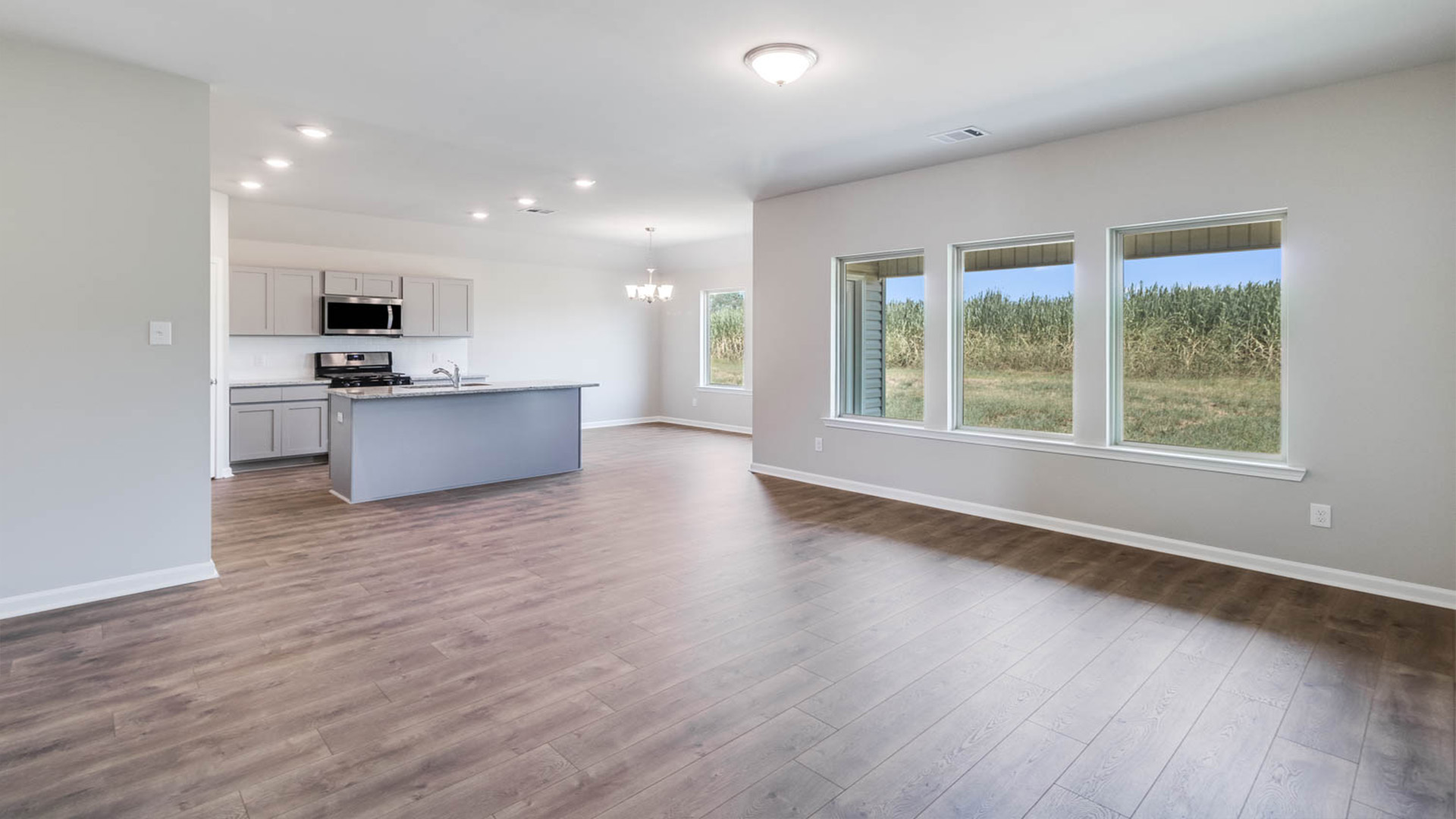 Welcome to the Bienville in Parc Ridge