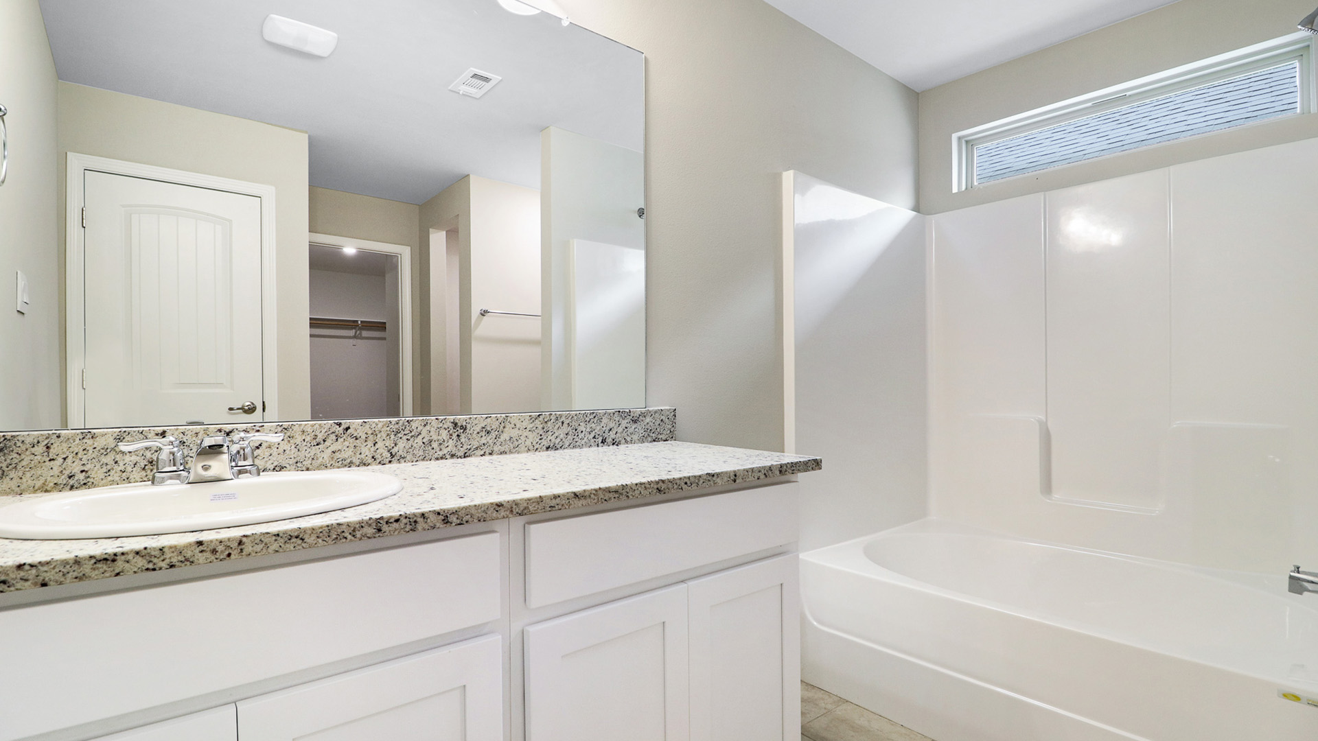 Welcome to the Bienville in Parc Ridge