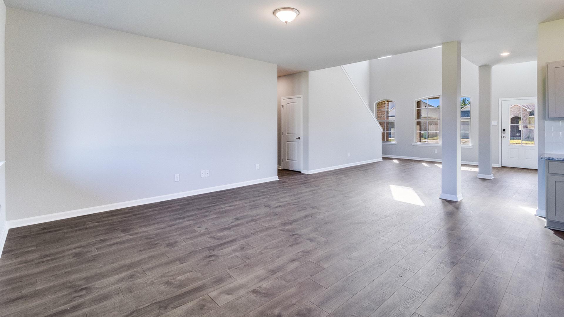 Welcome to 648 Griffiths Court in Parc Ridge