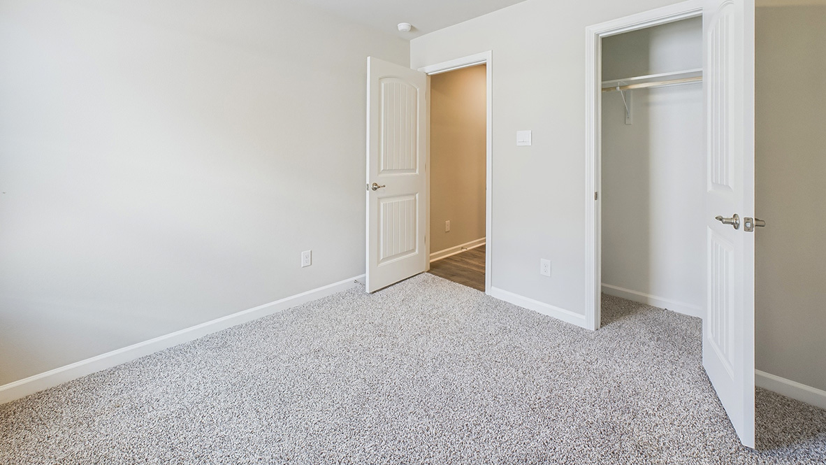 Tour the Huntsville plan in Harvest Trace new home community in Crowley, LA