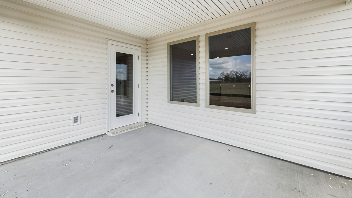 Tour the Huntsville plan in Harvest Trace new home community in Crowley, LA