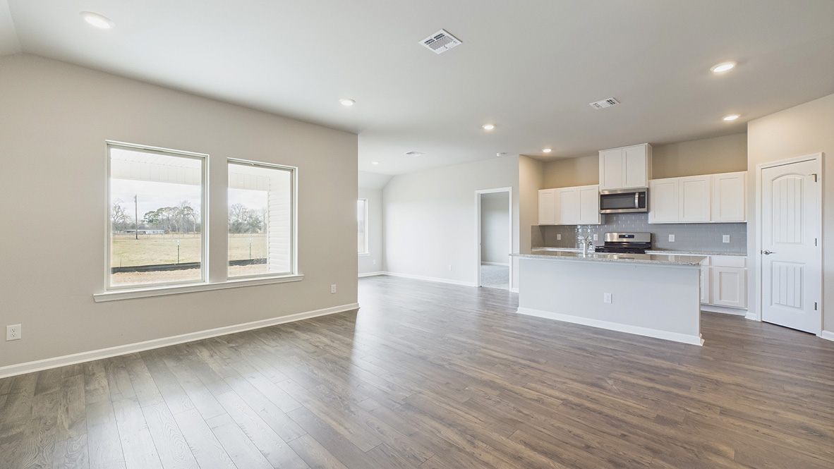 Tour the Huntsville plan in Harvest Trace new home community in Crowley, LA
