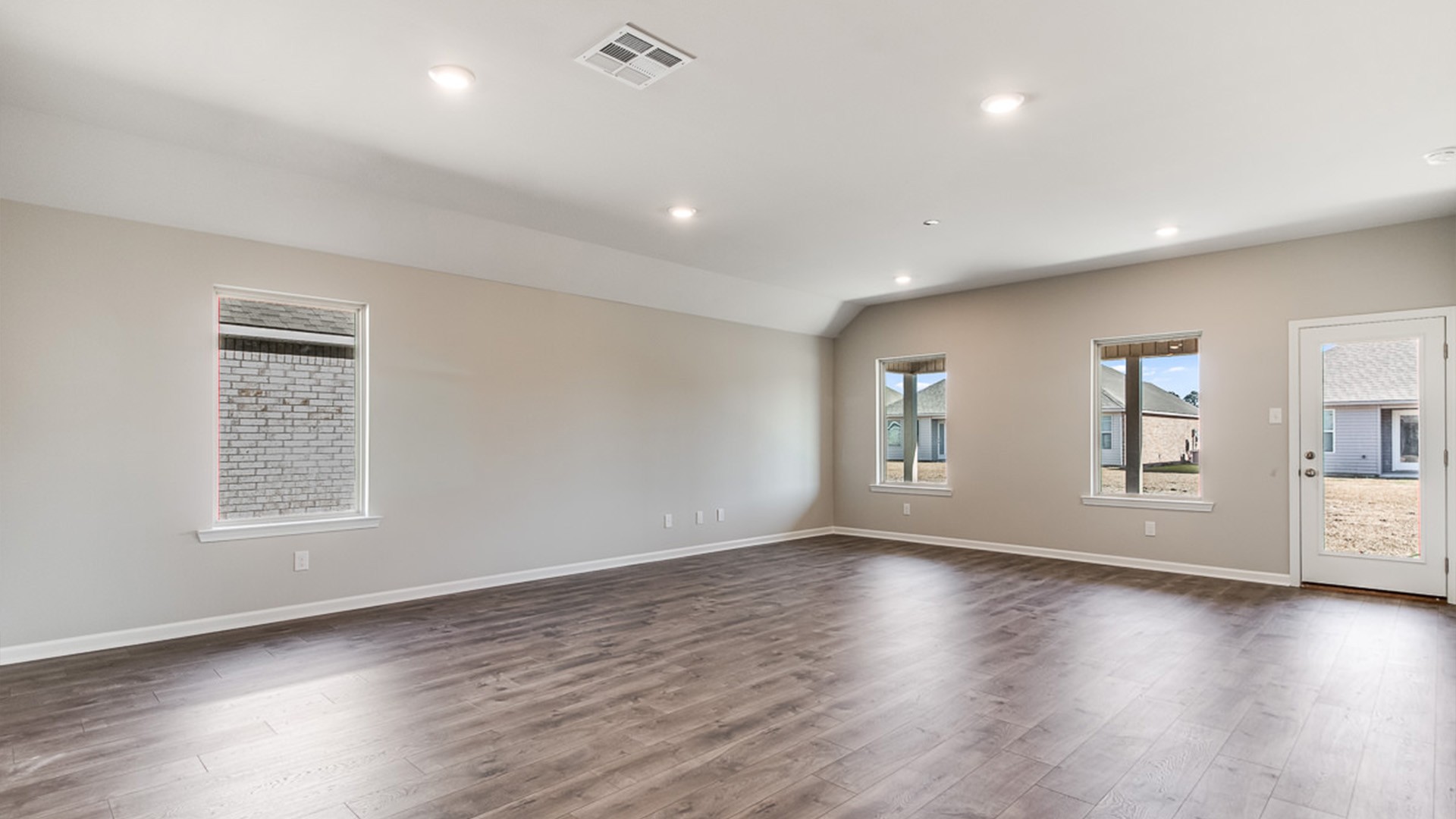 Welcome to 106 Harvest Lane in Harvest Trace new home community in Crowley, LA