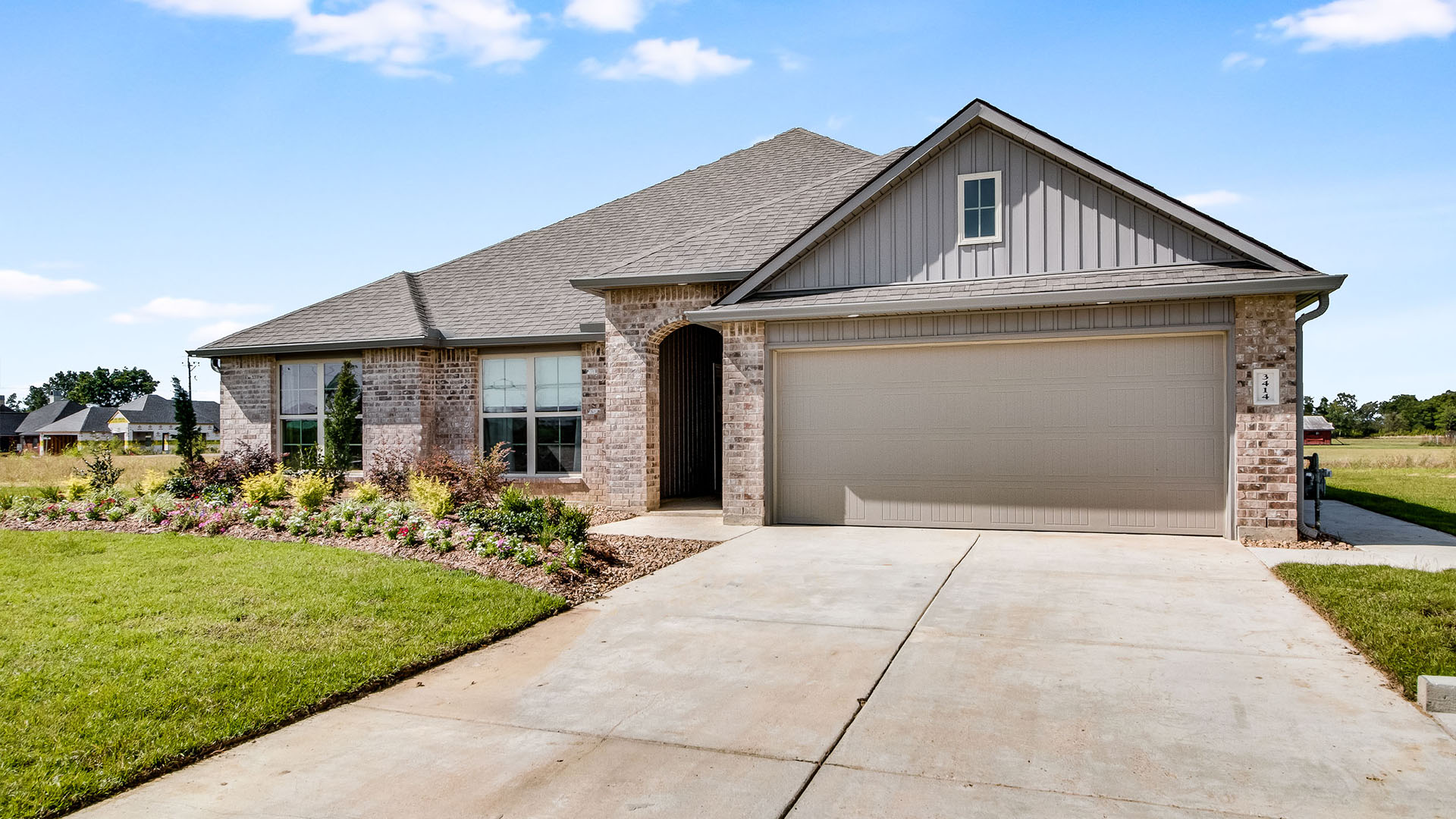 Welcome to 3414 Magnolia Lakes Blvd in Maurice, LA