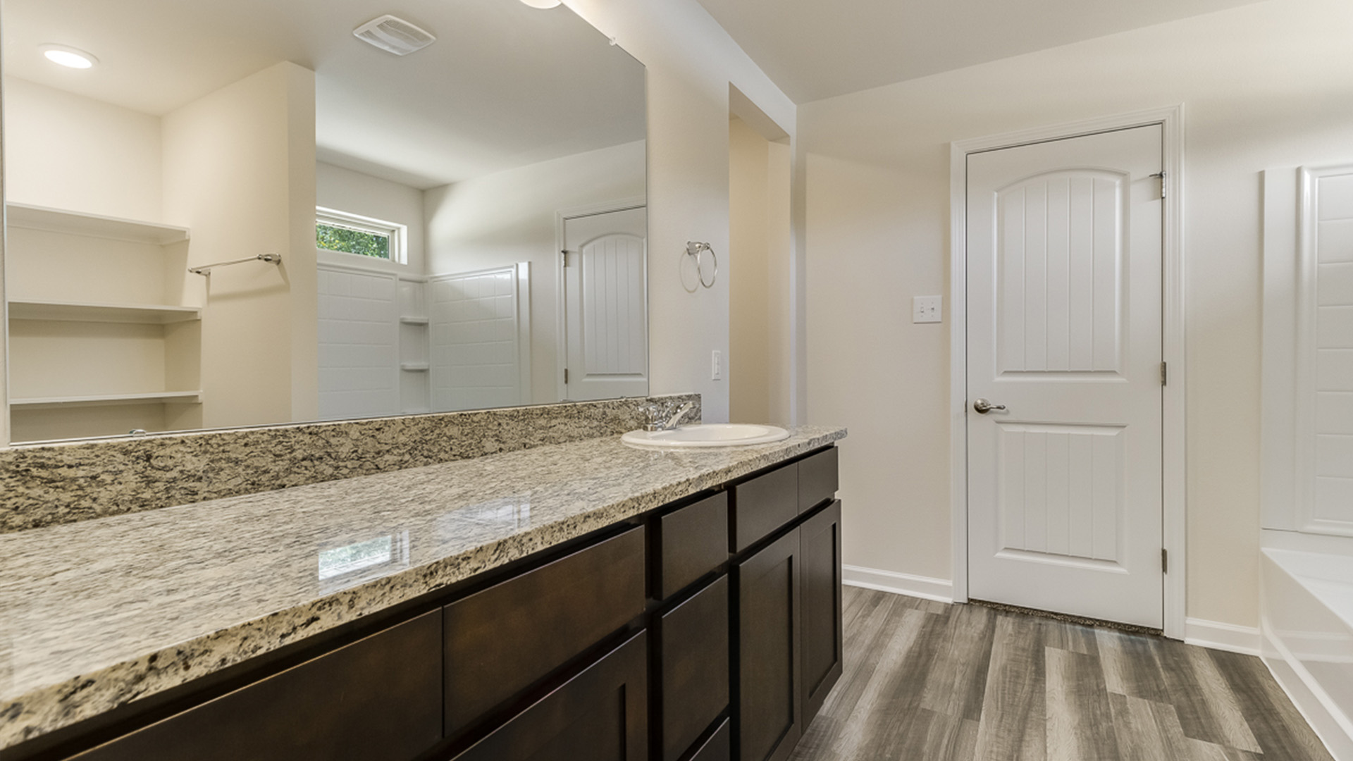 Welcome to 3414 Magnolia Lakes Blvd in Maurice, LA