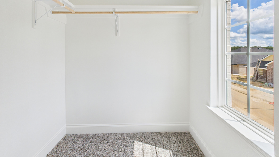 Welcome to 108 Yonkers Drive in Stable View