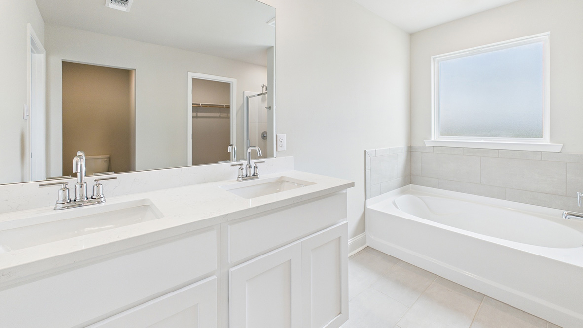 the 5 bed 3 bath Landry plan in Stable View