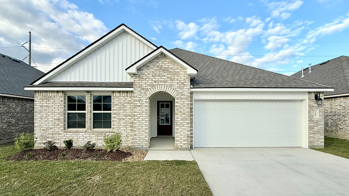 245 Oak Heights Drive, Duson, LA, Station Heights By D.R. Horton one-story, two-car garage, 4-bedroom, 2-Bath, grass yard