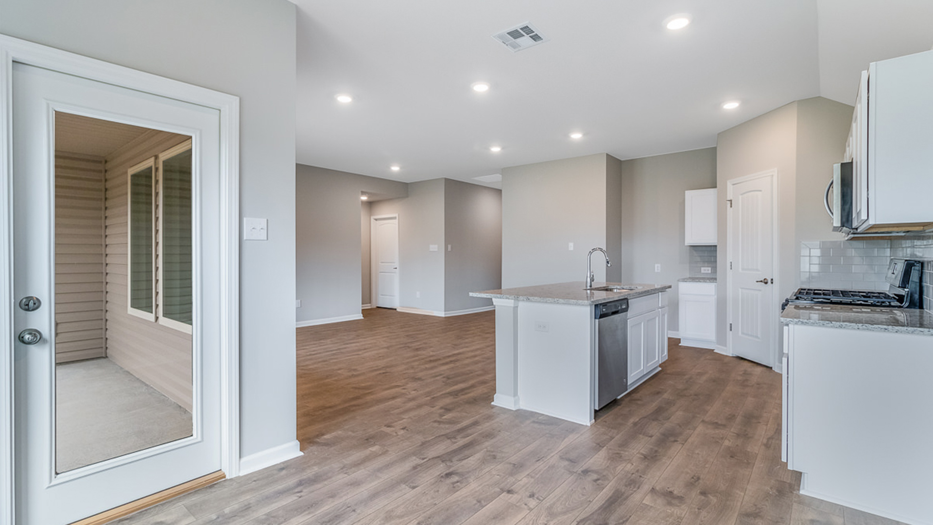 Bellvue in Hollis Heights