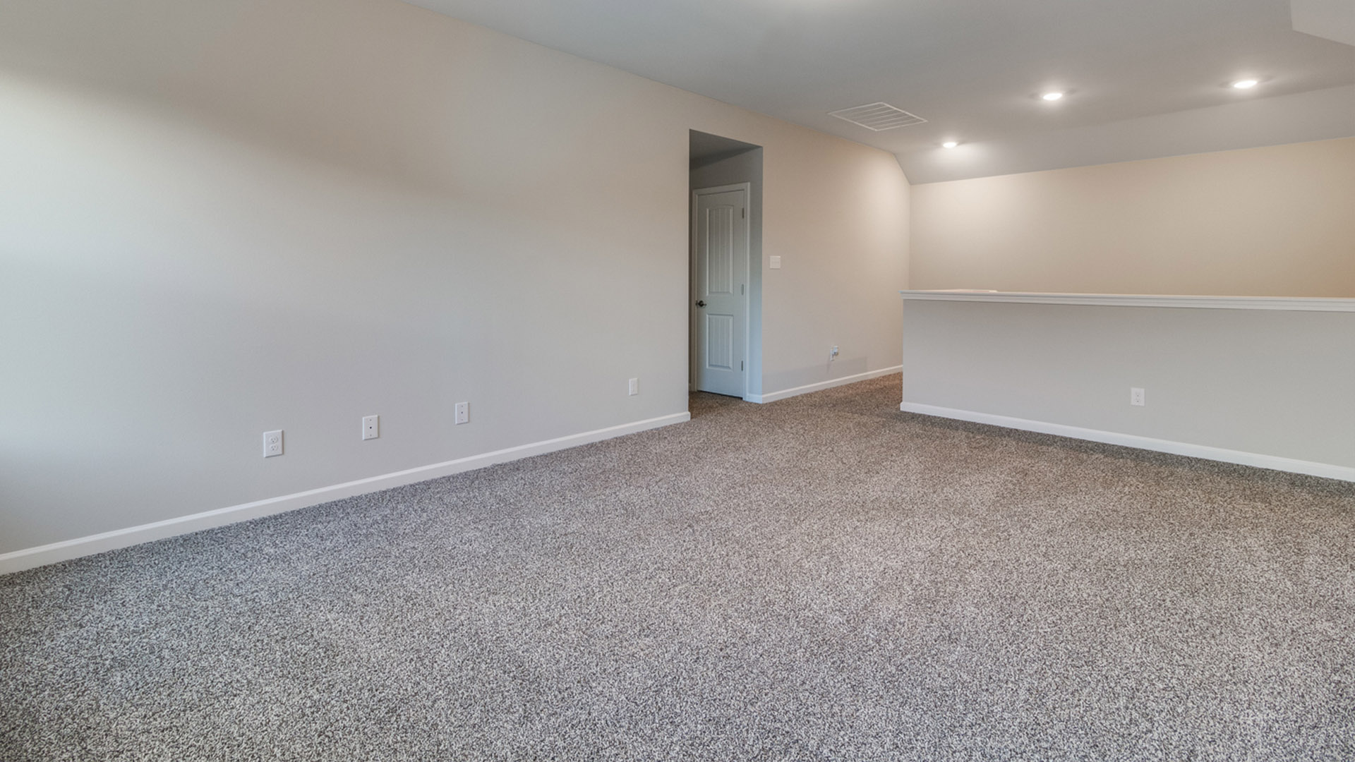 Welcome to 130 Lake Ridge Drive in Broussard, LA