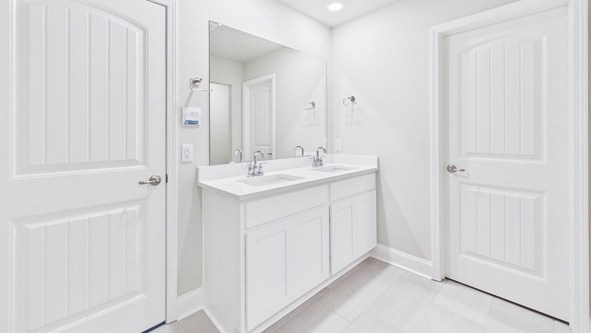 Tour the 3 bed 2 bath Bellvue plan in Broussard, LA