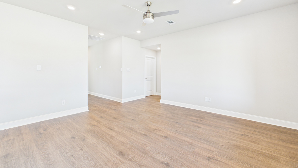 Tour the 3 bed 2 bath Bellvue plan in Broussard, LA