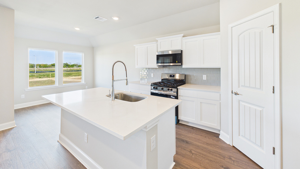 Tour the 3 bed 2 bath Bellvue plan in Broussard, LA