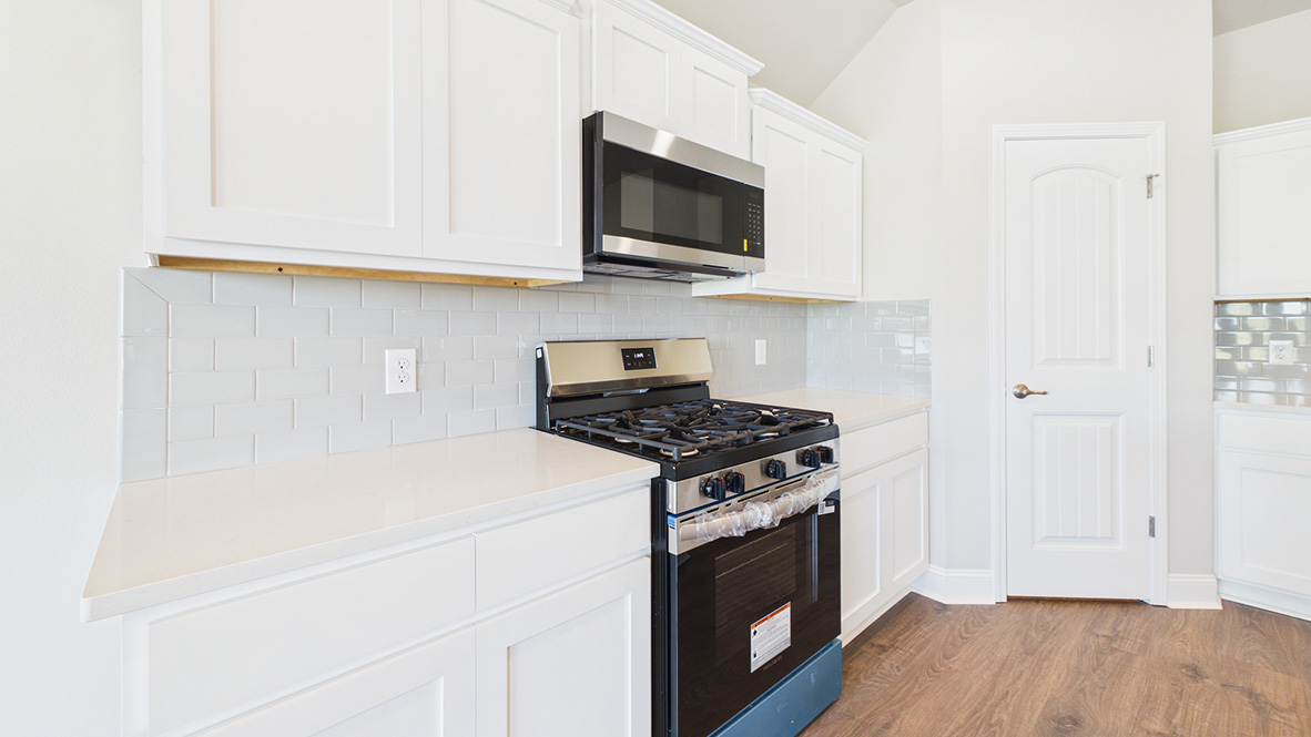 Tour the 3 bed 2 bath Bellvue plan in Broussard, LA