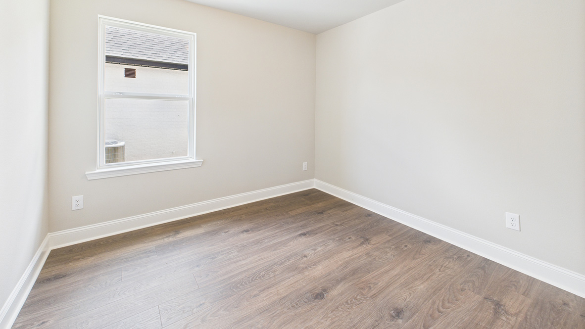 Welcome to the Huntsville Plan in Cypress Falls. Here you will find many upgrades and included features