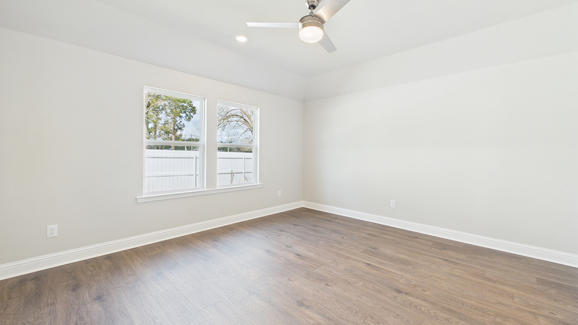 Tour the popular Huntsville plan in Cypress Falls new home community today