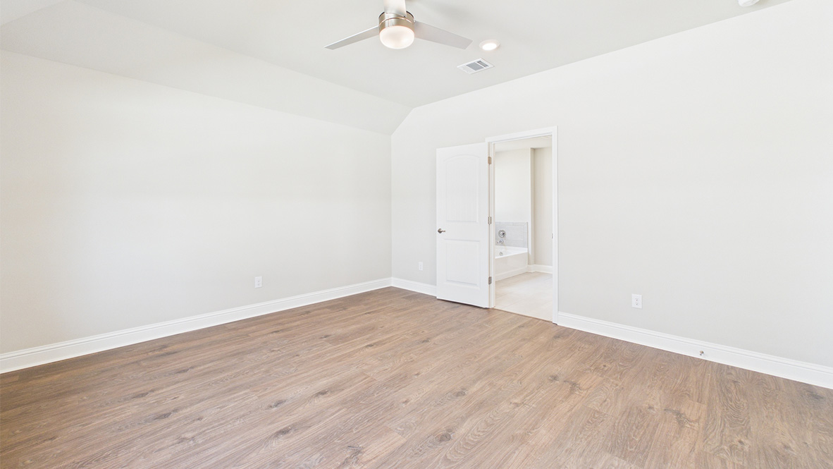 Tour the popular Huntsville plan in Cypress Falls new home community today
