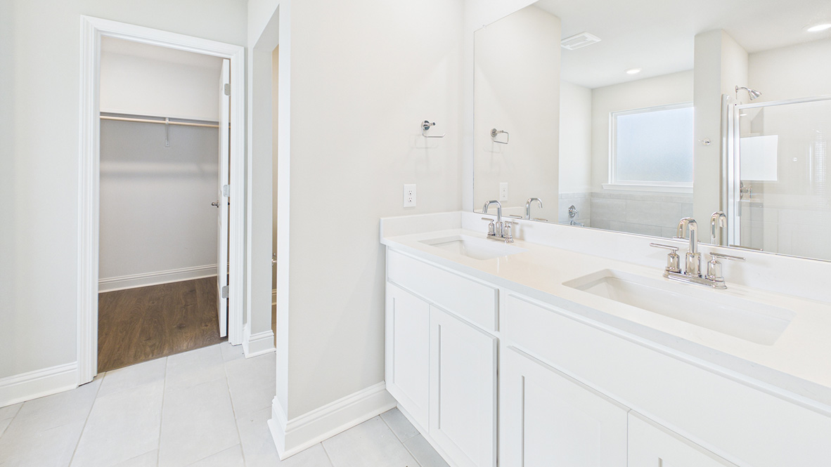 Tour the popular Huntsville plan in Cypress Falls new home community today