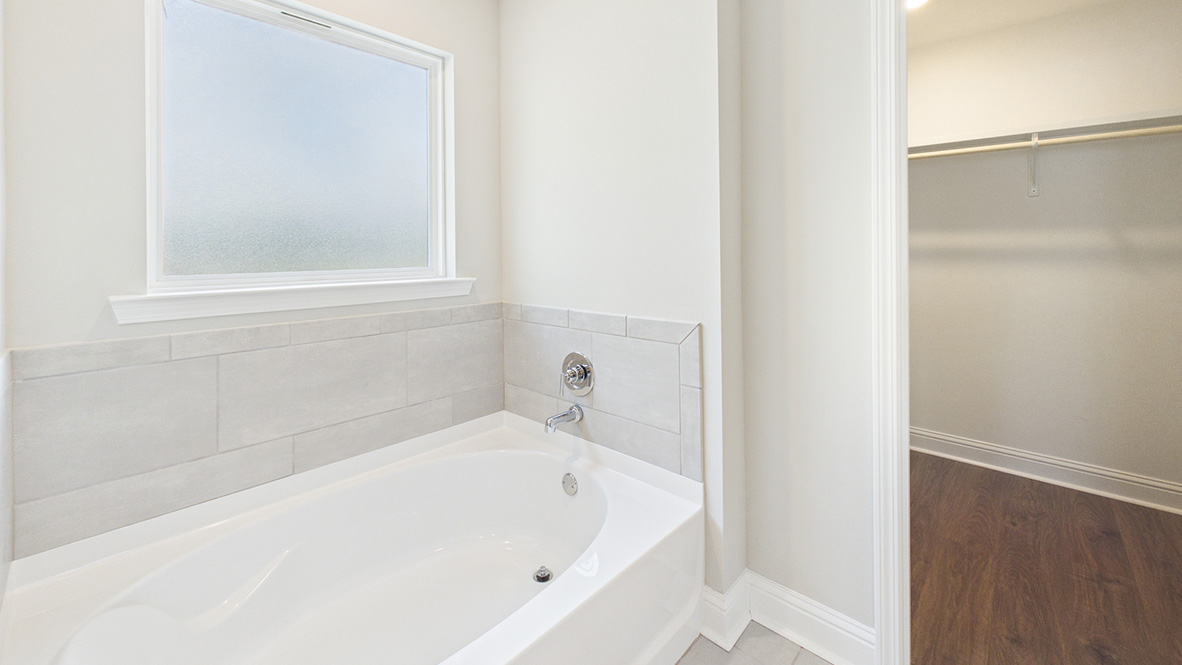 Tour the popular Huntsville plan in Cypress Falls new home community today