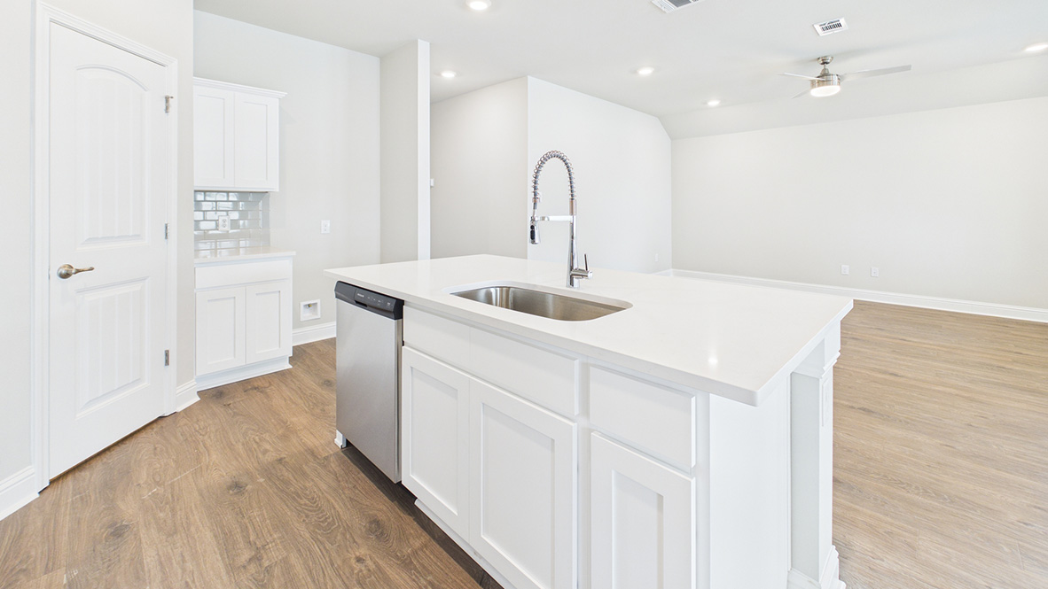 Tour the popular Huntsville plan in Cypress Falls new home community today