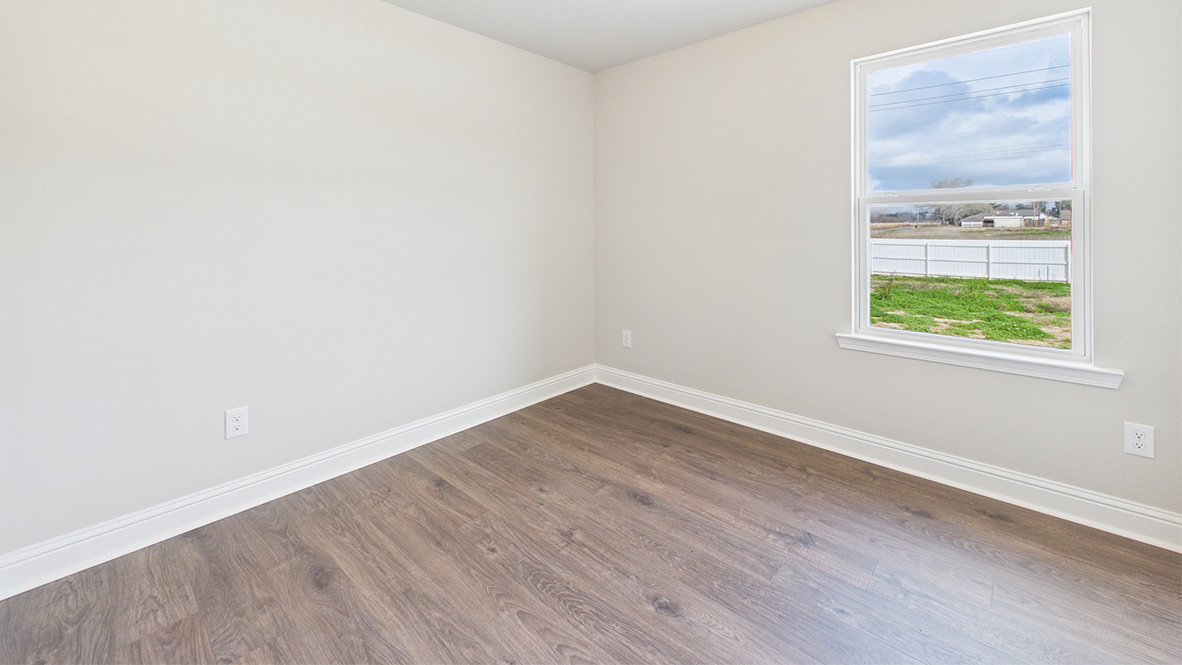 Tour the popular Huntsville plan in Cypress Falls new home community today