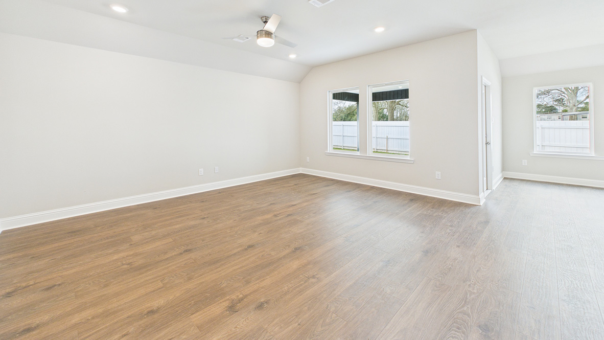Tour the popular Huntsville plan in Cypress Falls new home community today
