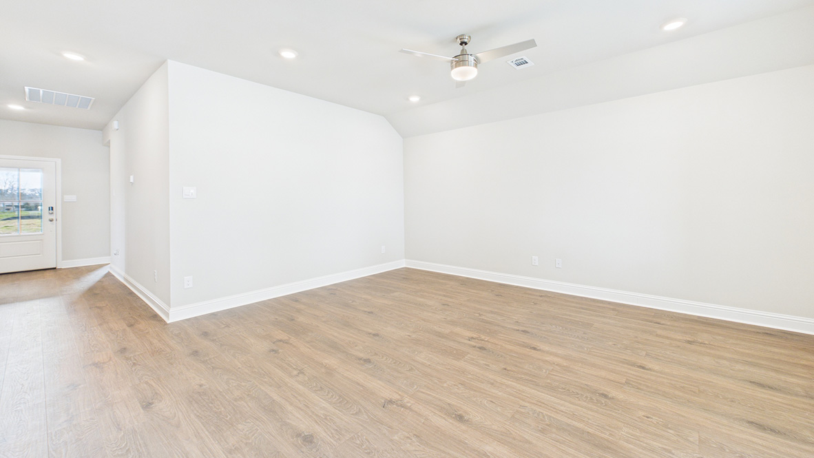 Tour the popular Huntsville plan in Cypress Falls new home community today